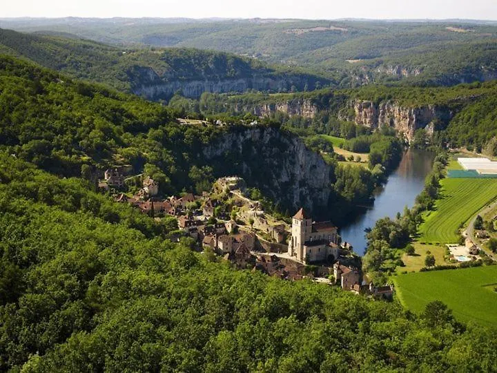 Holiday home Gite La Maison De Juju Lacave  France