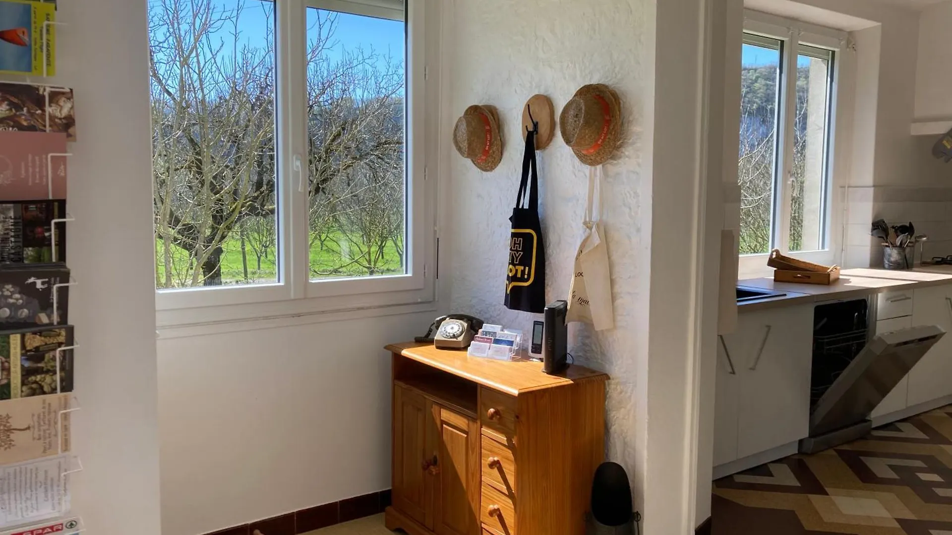Holiday home Gite La Maison De Juju Lacave