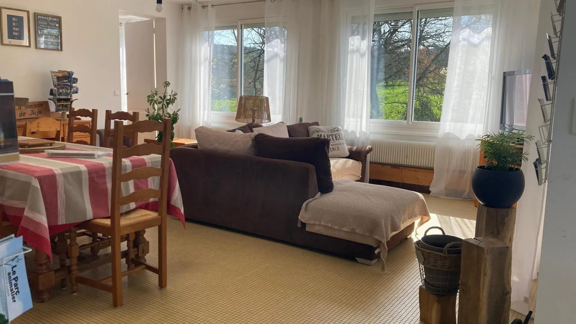 Holiday home Gite La Maison De Juju Lacave